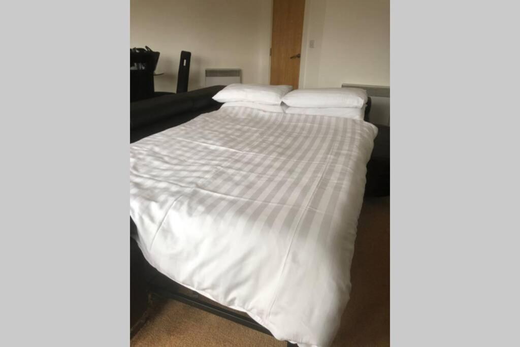 Liverpool, Superb City Centre Apartment With Parking Esterno foto